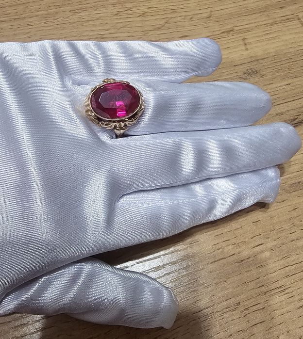 Золотое кольцо с рубином, 583, СССР