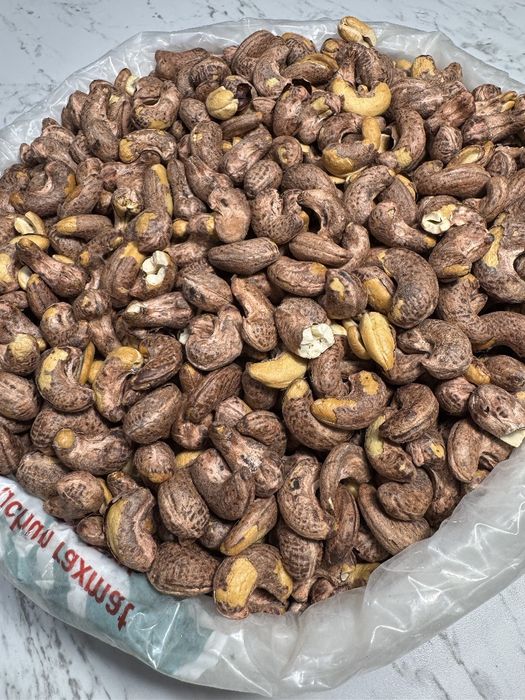 Кешью в кожуре жаренный солённый кешью в скорлупе qobig'idagi keshyu
