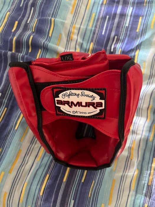 Vand ECHIPAMENT De Kickbox Nepurtat