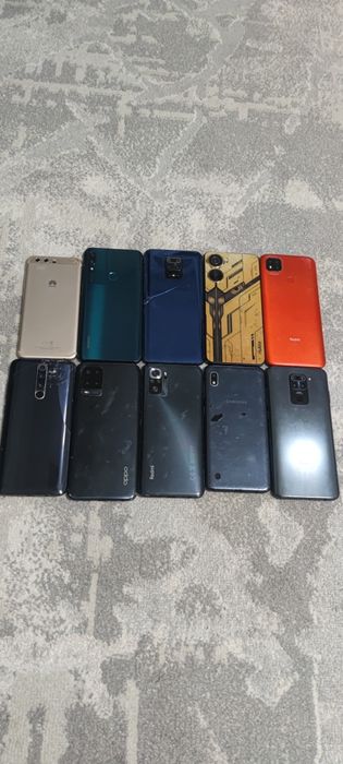 Продам телефоны все рабочие