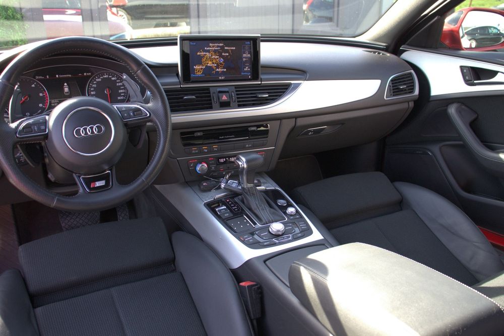 Audi A6 S-Line!Soft close uși!Perne de aer!Camere 360!Rate!Garanție!