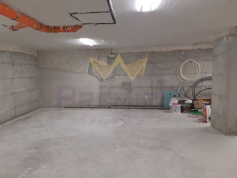 Дава се под наем Гараж / Паркомясто в Варна, Левски - 32 кв.м за 102 € - Снимка #2