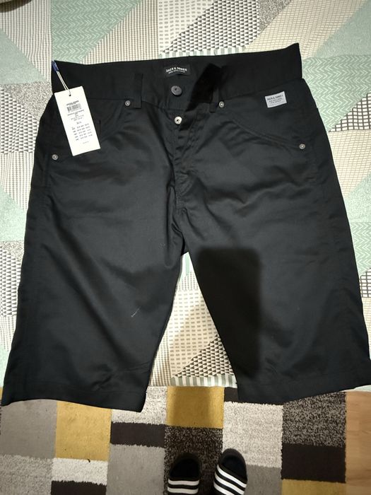 Pantaloni scurti chino noi cu eticheta jack&jones