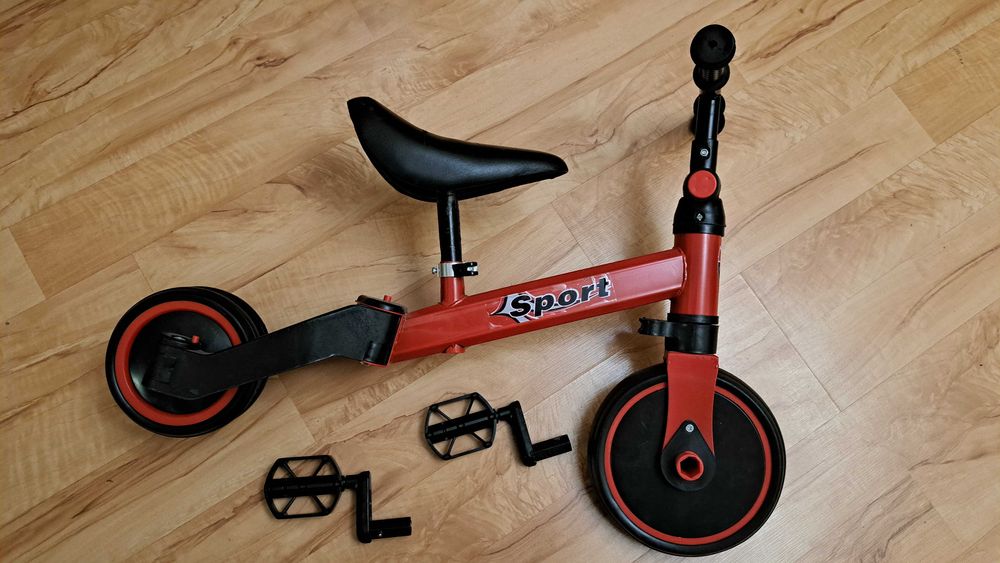 Trotineta-reglabila cu sau fara pedale pt copii 2-3 ani