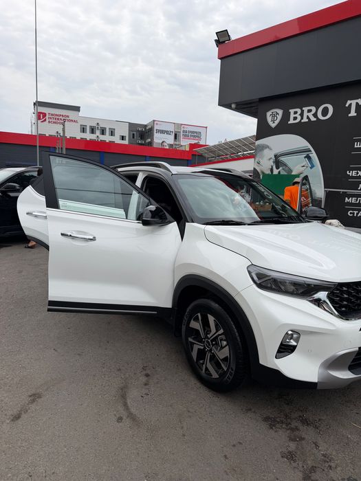 Kia sonet 3 pozitsiya