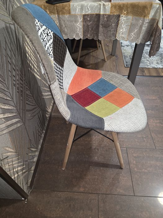 Трапезни столове