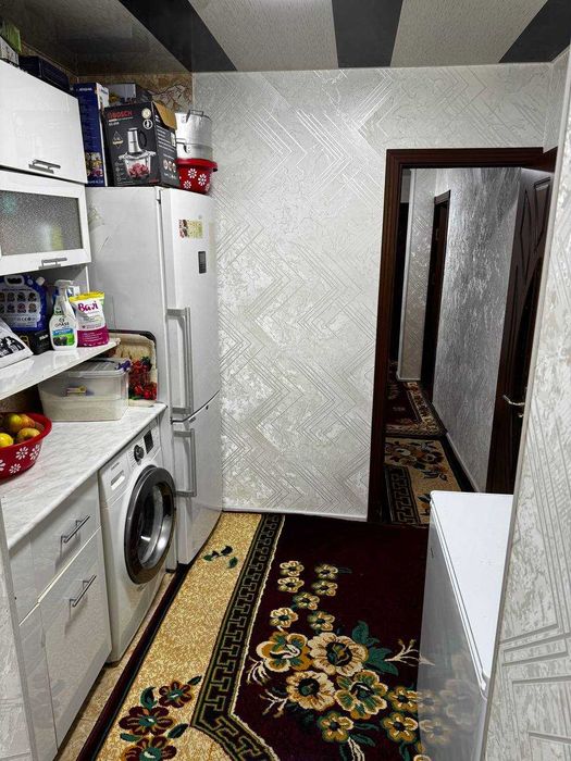 3 Xonali kvartira sotiladi