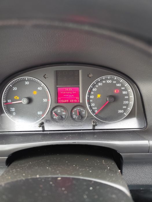 Vând Volkswagen Touran