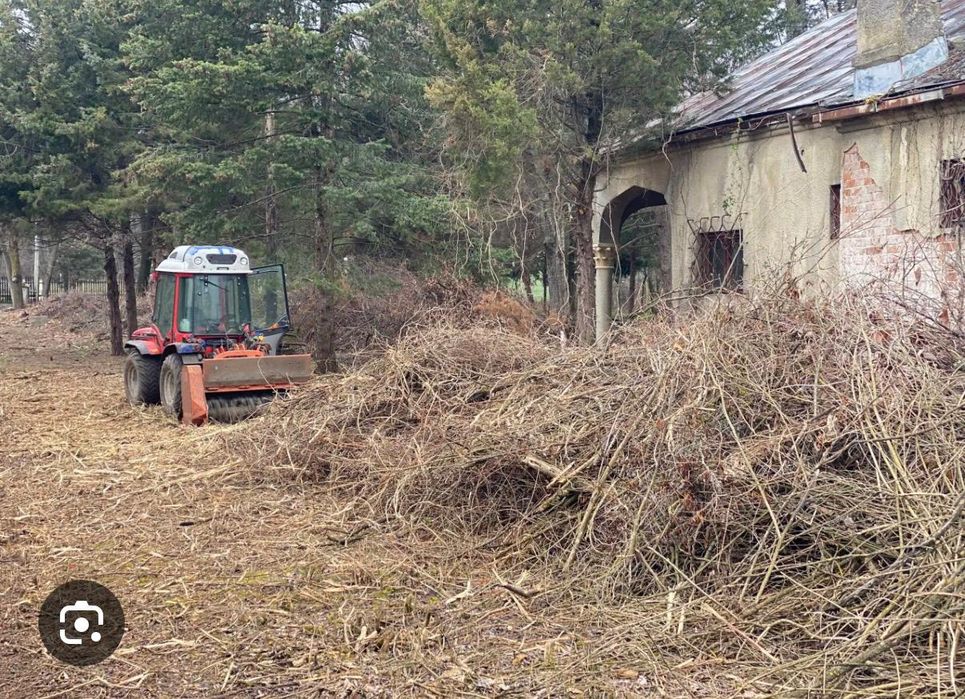 Executam lucrări de amenajări curți ,curățăm terenuri de vegetație