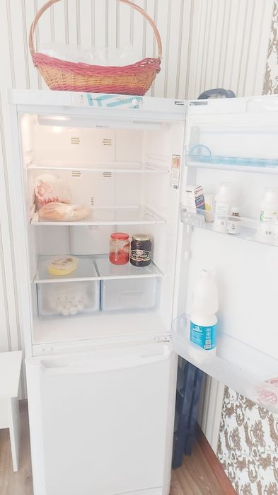 Холодильник в хорош сост