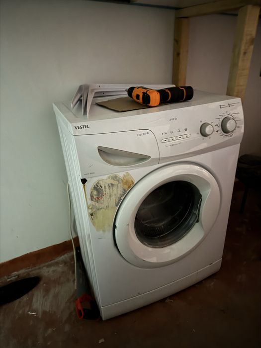 Стиральная машинка автомат