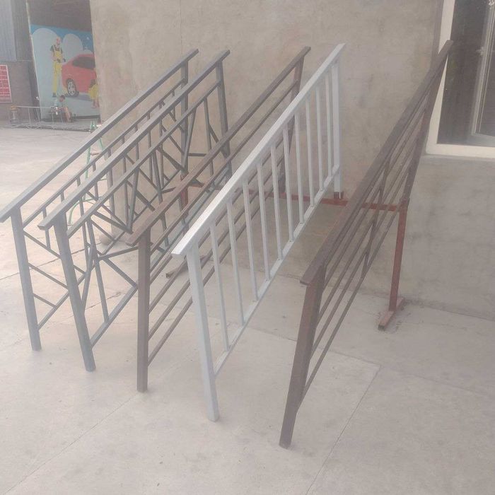 Перила и поручни для лестниц в Ташкенте от производителя.