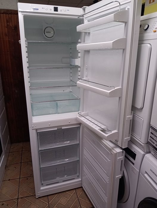 Комбиниран хладилник с фризер Liebherr No Frost 2 години гаранция!