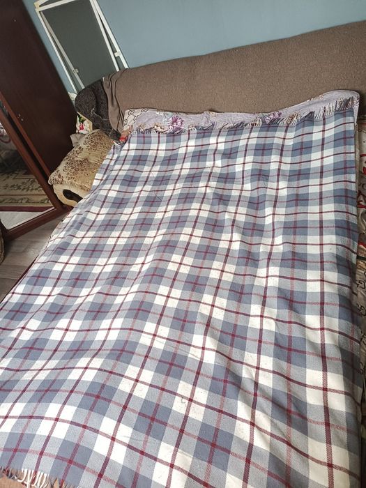 Продам диван тройку