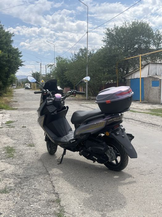 Продам скутер на ходу