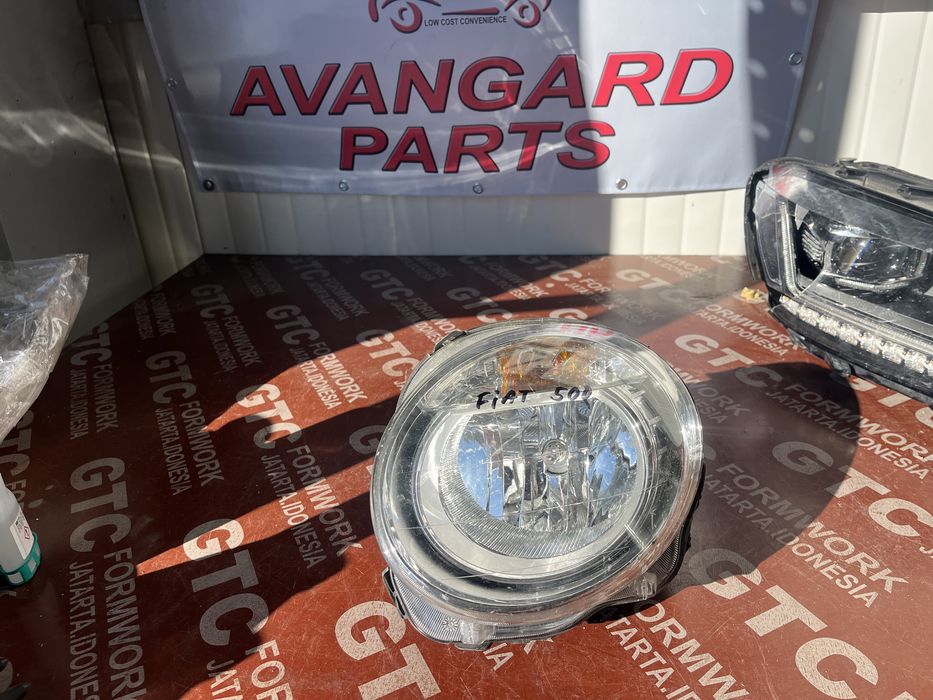 Фар Fiat 500 десен и ляв