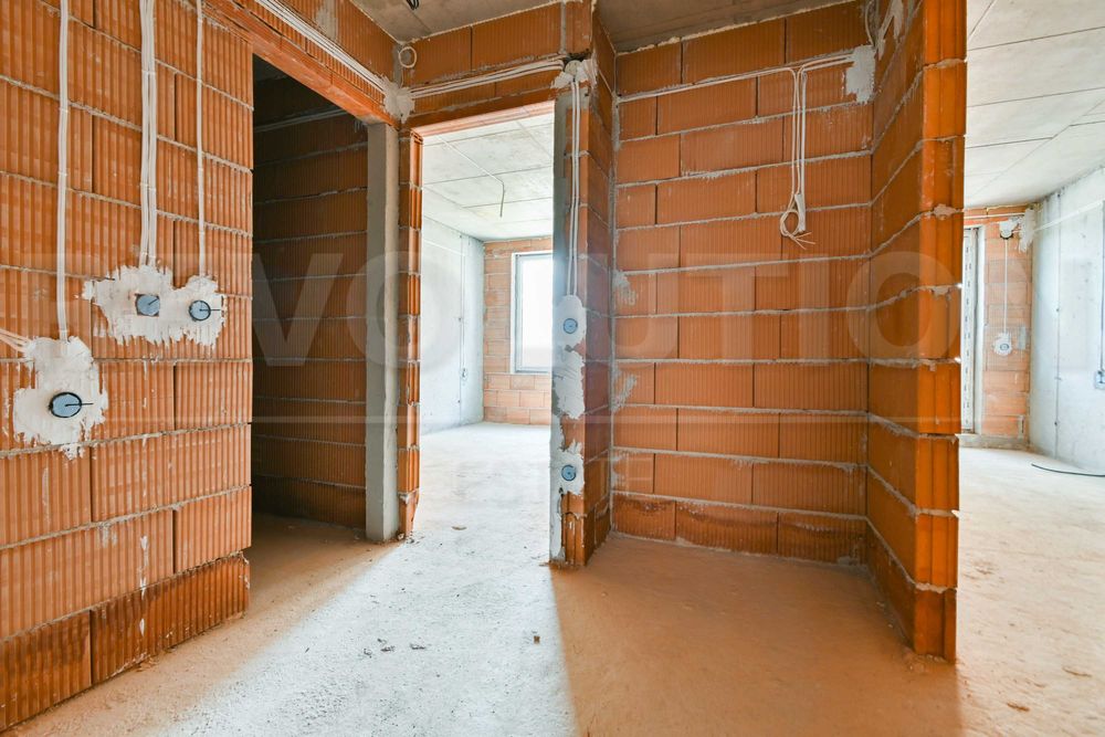 Продава се Двустаен апартамент в София, Малинова долина - 61 кв.м за 1817 €/кв.м - Снимка #8