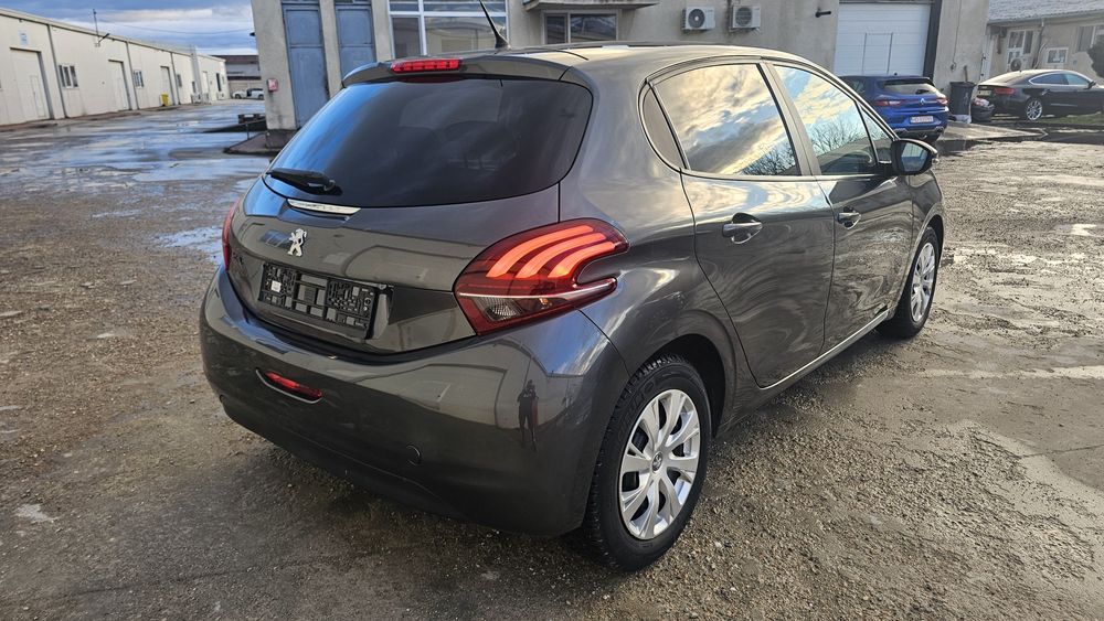Peugeot 208 1.2 85.000 km