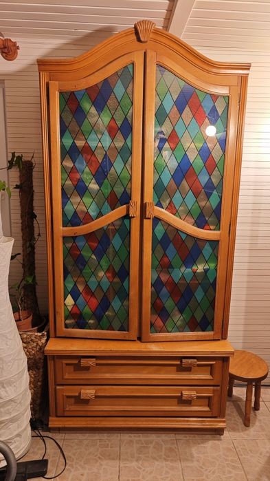 Dulap din lemn masiv