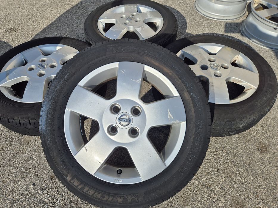 4х100/15 с гуми Рено Дачия Nissan 4x100/15 Dacia Renault Micra