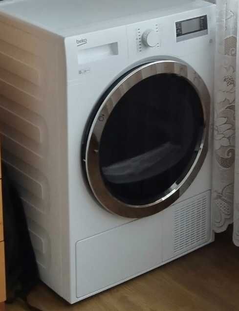 Продавам сушилня Beko DPY8506 GXB1 - кондензационна с термопомпа, 8 кг и клас A+++
