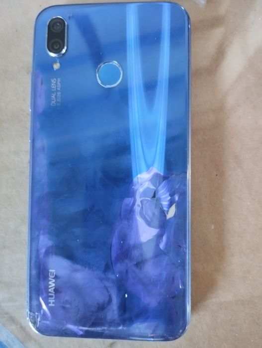 Huawei p20 lite sticla sparta display funcțional