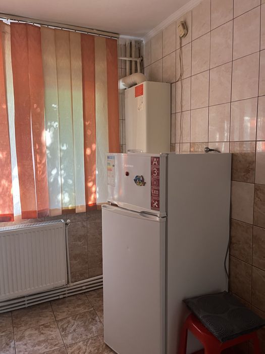 Inchiriez apartament cu o camera zona obor Braila