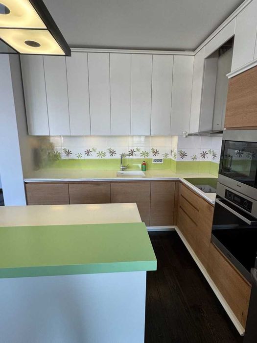 Дава се под наем Тристаен апартамент в София, Студентски град - 160 кв.м за 1249.5 € - Снимка #10