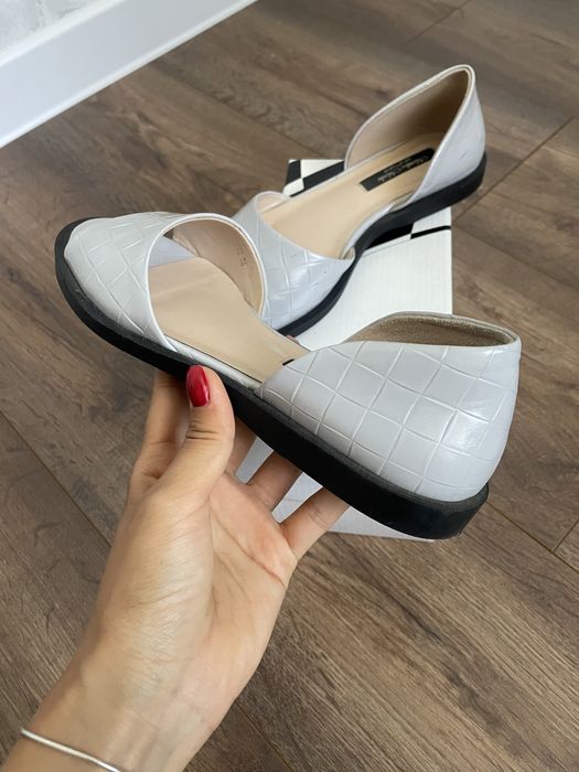 Продам женские сандали