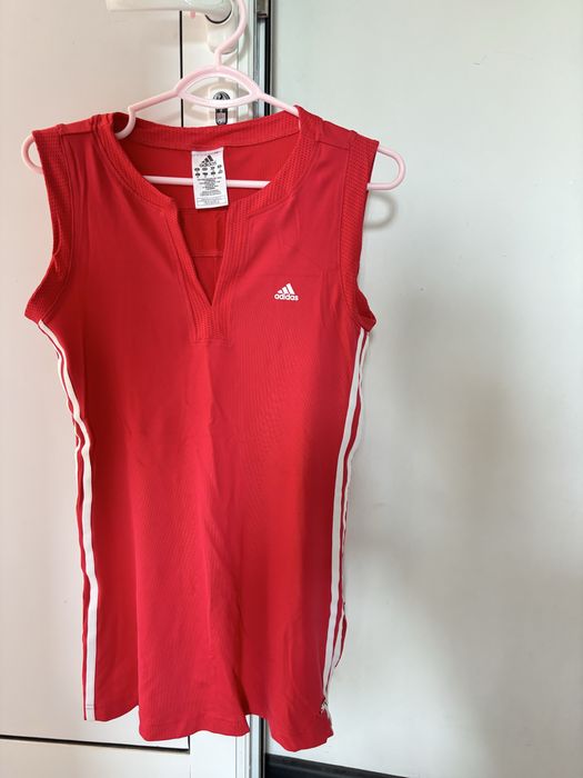 Спортно елегантна рокля/Adidas