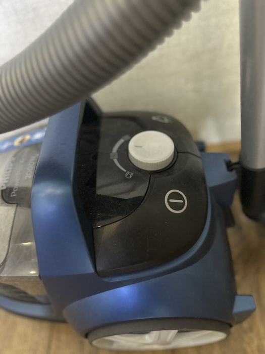 Продам новый пылесос Philips, 65 тыс.