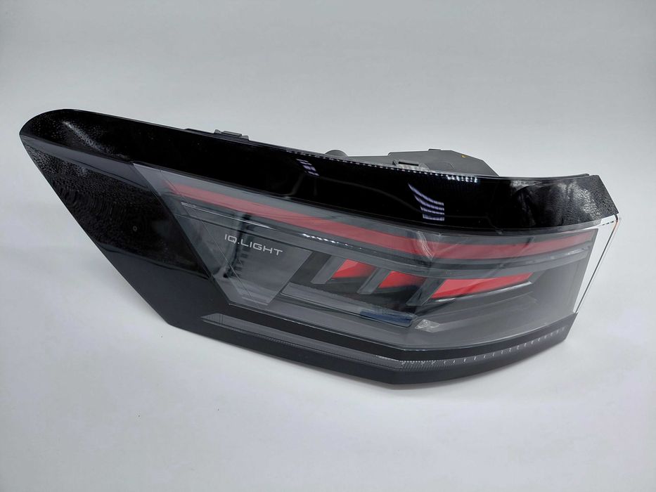 3J0945207A Нов Ляв Стоп Led IQ Light VW PAssat B9 Kombi 2024-