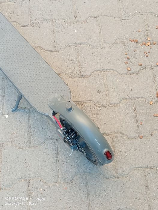 Электросамакат чёрный