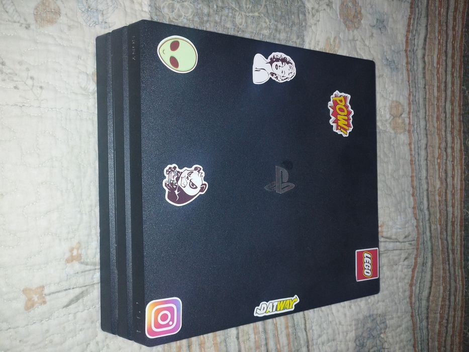 Playstation 4 Pro 1 TB