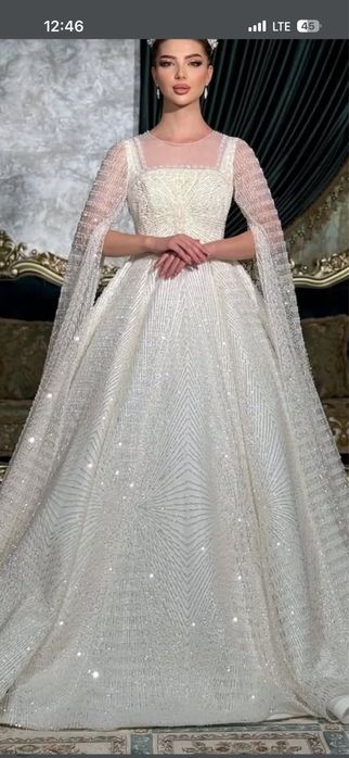 To’y liboslari sotiladi