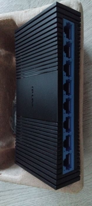 Роутер TP-LINK sf1008