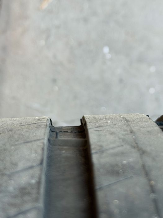 Michelin PS 4 SUV 245/50/19 DOT 0223 и 0523.