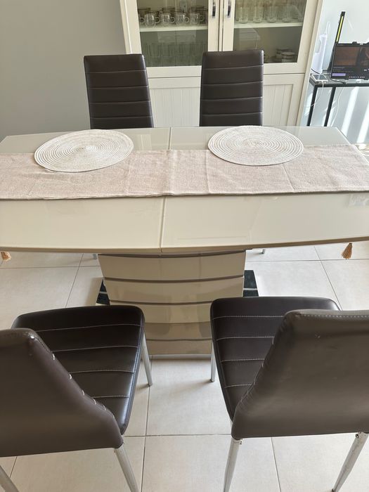 Кухненски столове