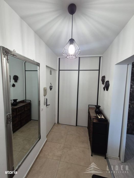 Apartament cu 3 camere si doua dormitoare, 67 mp, etaj intermediar –