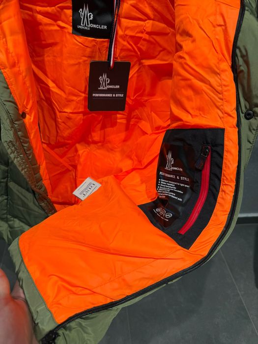 Мъжко зимно яке Moncler