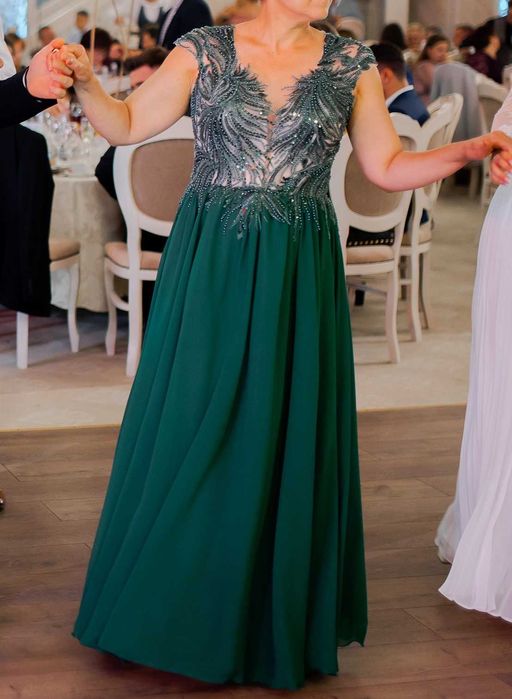 Rochie seara realizata la comanda verde
