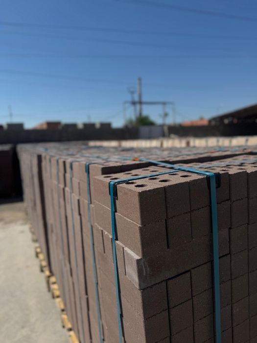 Облицовачный кирпич 68т.г