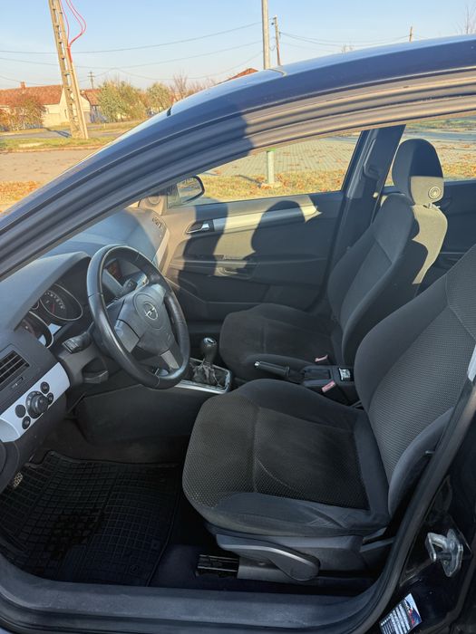 Opel astra h 1.4