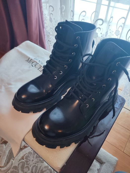 Ghete Alexander McQueen damă 37,5