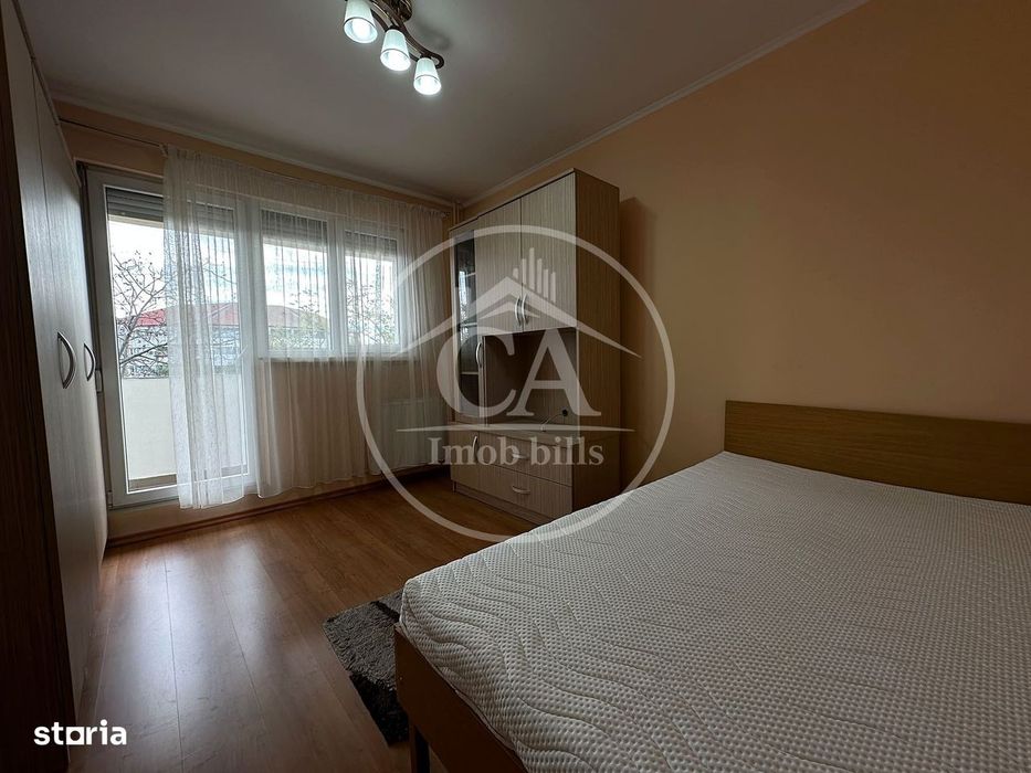 Apartament cu 3 camere de închiriat în zona Rogerius, Oradea.