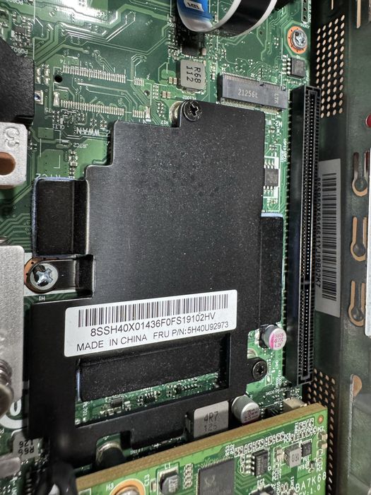 Мини компютър + ГАРАНЦИЯ Lenovo ThinkCentre M90q, Intel Core i5-10500T (2.30GHz, 12MB), Windows 10 Pro 64, 8.0GB, 1x512GB SSD PCIe