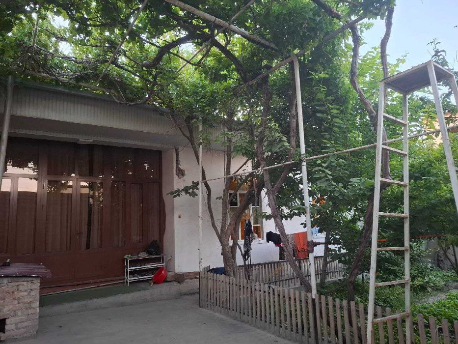 Sotiladi shinam va qulay uy! Галаосиё шахри