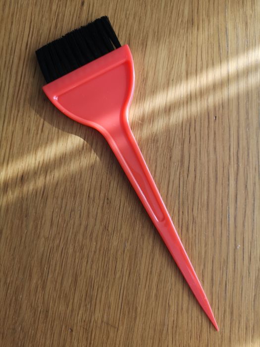 Bigudiuri spiralate plastic 20 buc + pensula de vopsit părul