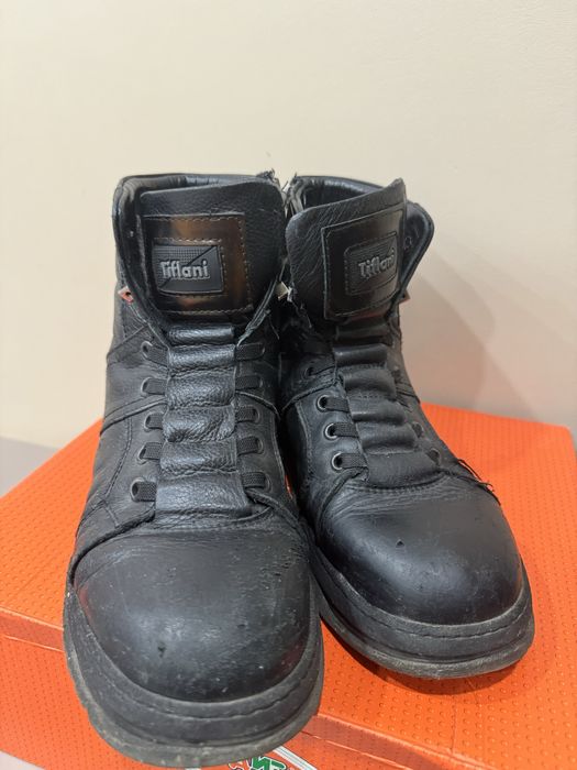 Продам зимние ботинки