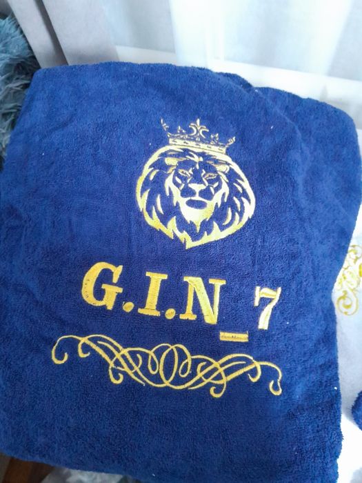 Распродажа банных халатов .